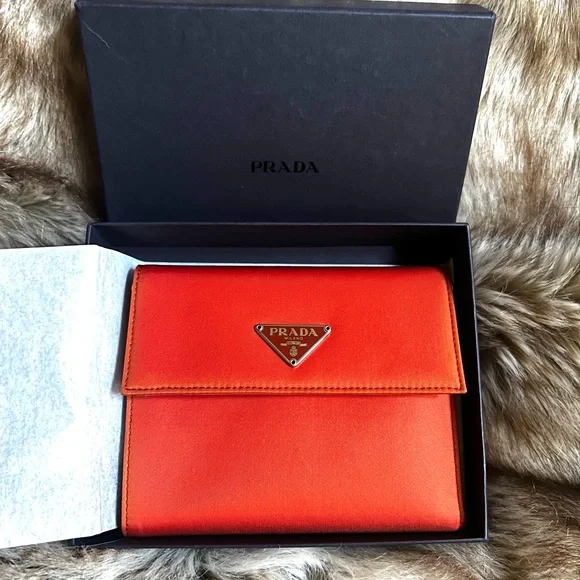 🎃 PRADA nylon tessuto trifold wallet - Picture 1 of 14